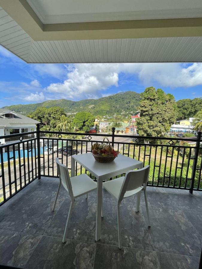 B Holiday Apartments Beau Vallon  Esterno foto
