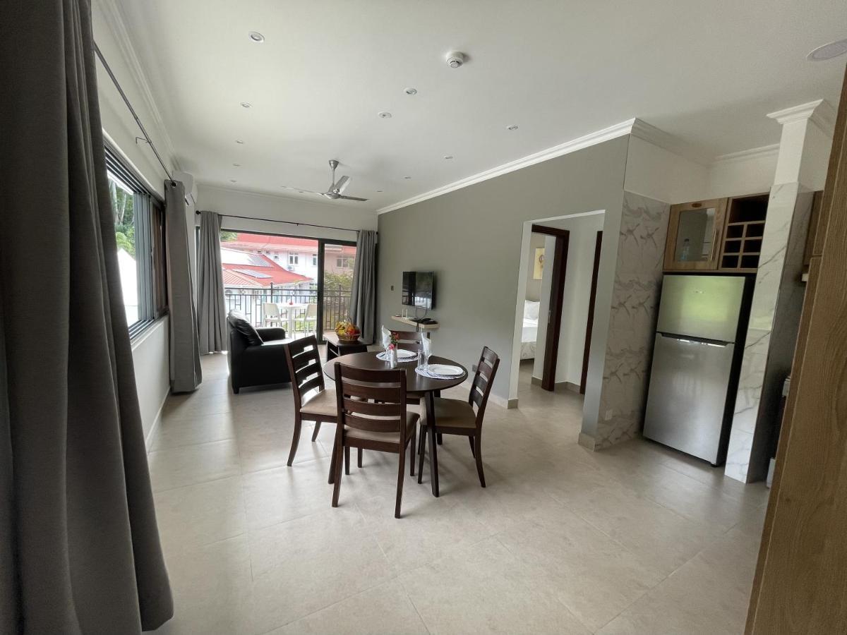 B Holiday Apartments Beau Vallon  Esterno foto